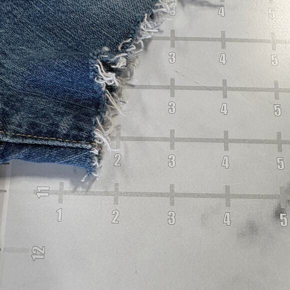 Vintage Lucky Brand Low Rise Cut Off Shorts Womens 26 Blue Denim Jean Faded 2" - Picture 8 of 8